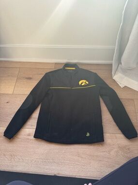 YOUTH SMALL PULLOVER FLEECE QUARTER ZIP SWEATSHIRT JACKET IOWA HAWKEYES